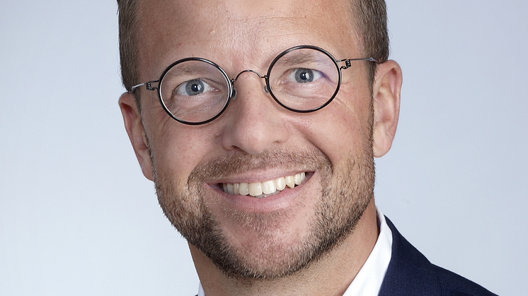 Johan Åström porträtt.png