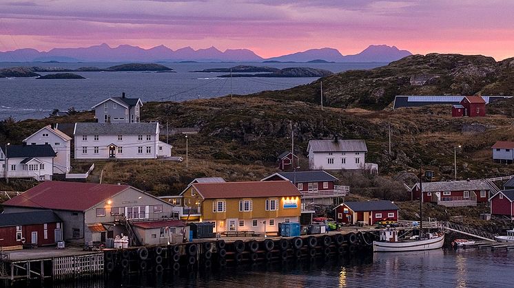 Norsk single malt från världens första arktiska destilleri släpps 17 oktober