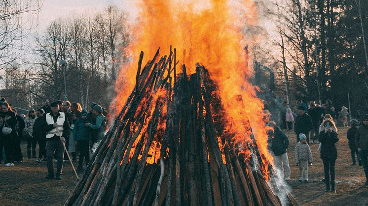Efterlängtat Valborgsfirande tillbaka i Sjödalsparken