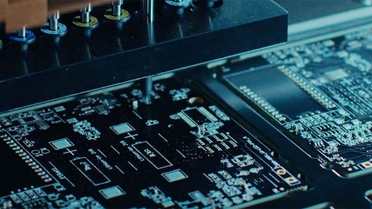 Altair ger ingenjörer tillgång till avancerade PCB-verifieringsverktyg utan kostnad med Altair® PollEx™ för ECAD.