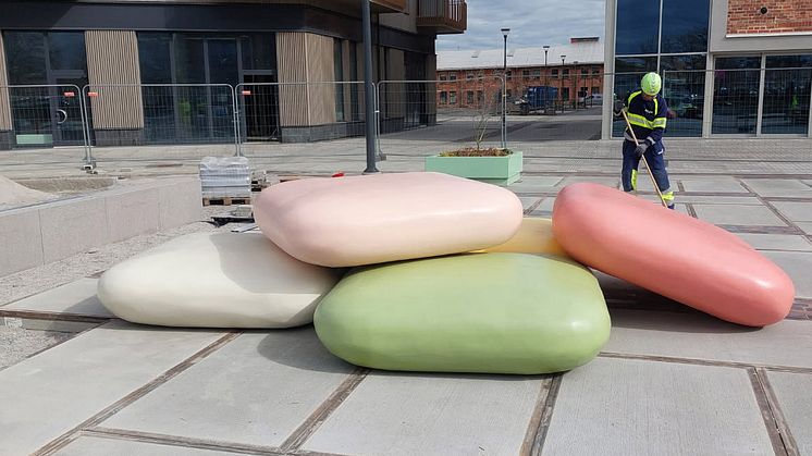 Markvärme värmer upp torg och godisbitar
