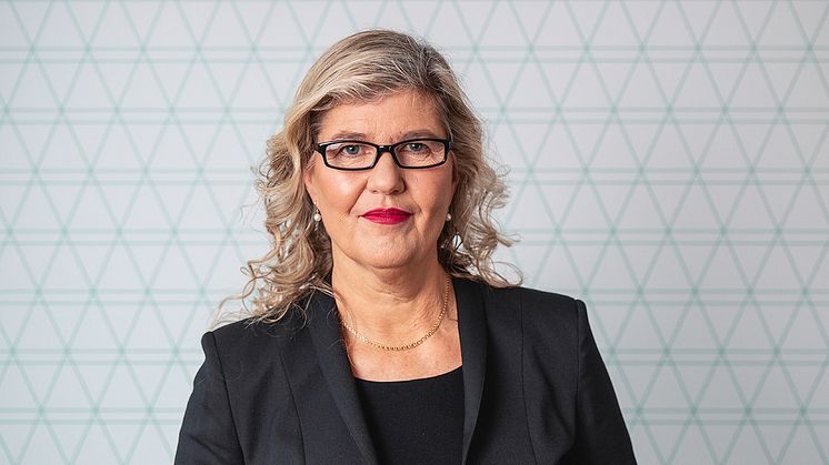 Karin Apelman, FAR:s generalsekreterare och vd, ser fram emot fortsatta dialoger om EU-kommissionens Omnibus-förslag. Foto: Felicia Yllenius