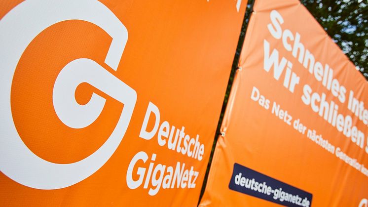 Plakat Logo.jpg