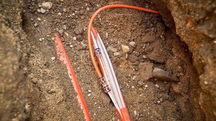 Glasfaserausbau 18 - Web 1200 x 676 Pixeln.jpg