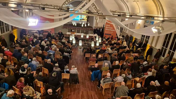 Viele interessierte Gäste beim Glasfaserauftakt in Königstädten. ©Deutsche GigaNetz