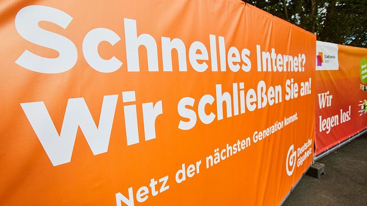 Plakat schnelles Internet.jpg