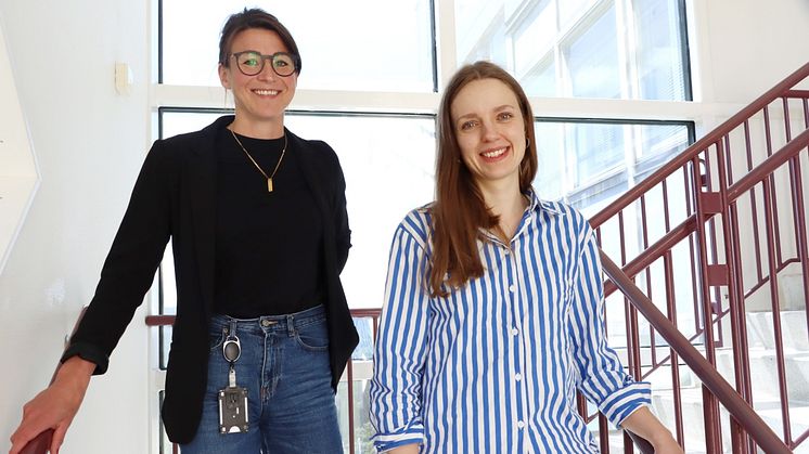 Enhetschef Maria Lindholm och socialsekreteraren Josefine Jägerhag från socialförvaltningen Nordost, Göteborgs Stad. Foto: Göteborgs Stad.