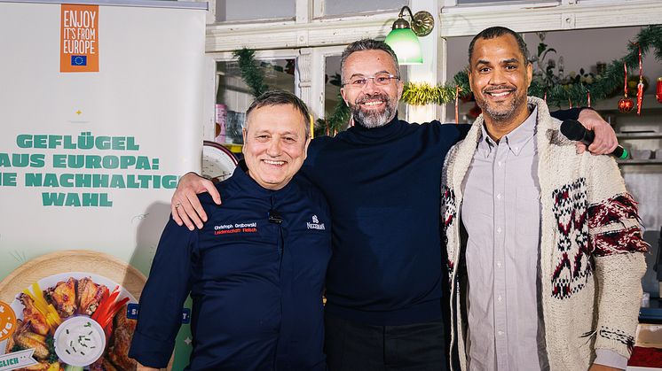 Christoph Grabowski, Amil Hota und Moderator Patrice Bouédibéla