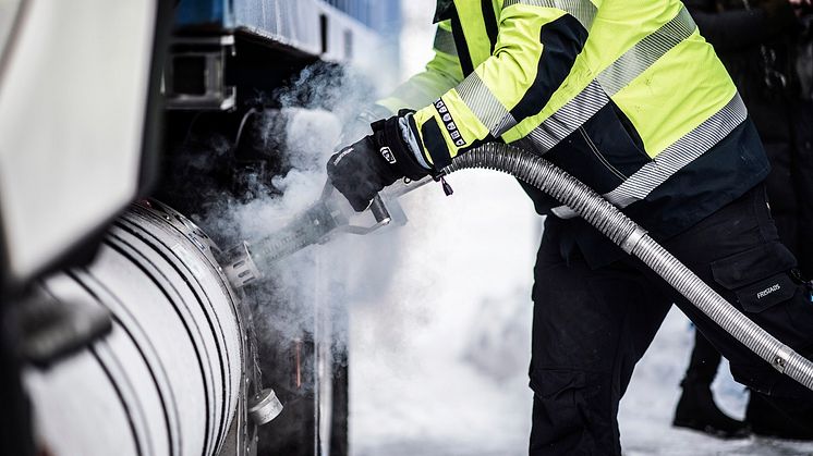 Gasums stationer med både LBG (flytande biogas) och LNG (flytande naturgas) bli tillgängliga för OKQ8:s IDS-kunder redan nu i höst. 