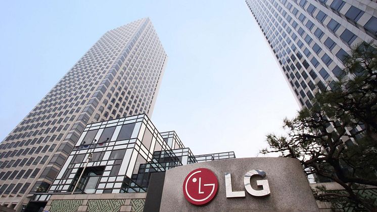 LG-Twin-Towers-2.jpg