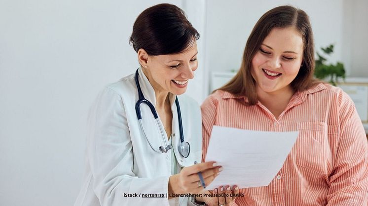 Lipödem: Eine Herausforderung für Betroffene. Foto: iStock / nortonrsx