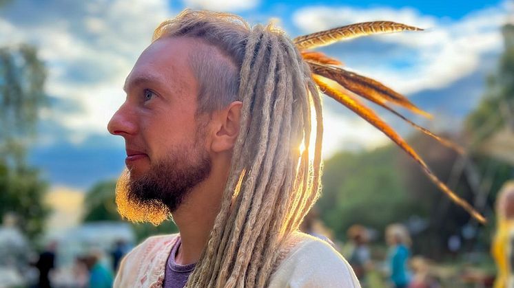 ”Andris Fågelviskaren” besöker En skog för alla 