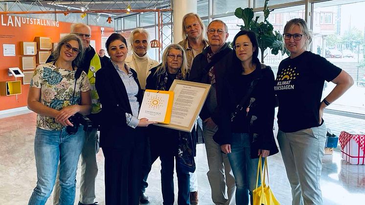 Amani Loubani (S) och deltagare från Klimatrådslaget