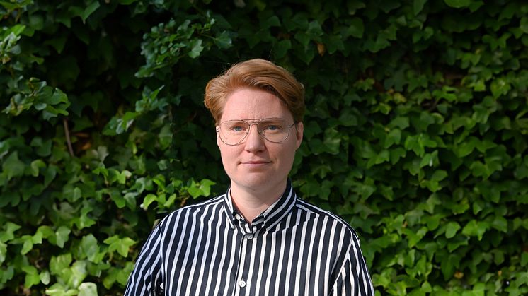 Amanda Klysing, doktor inom psykologi vid Lunds universitet, ska forska om hur arbetsmiljön för hbtqi-personer kan förbättras. Fotograf: Lovisa Fey Walltin.
