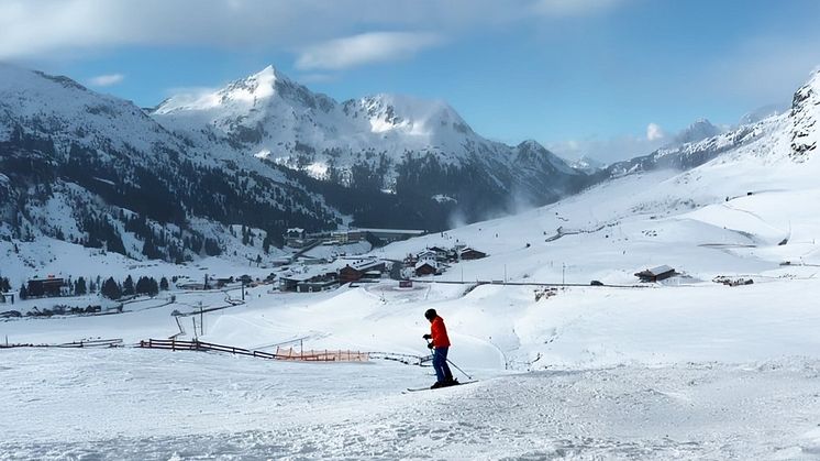 Skifahren bis Ostern: Hier gibt es noch Schnee und freie Unterkünfte
