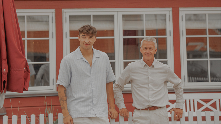 Marcus Dahl, medindehaver af Skagen Clothing, og direktør Tom Boye, Ruths Hotel, er gået i samarbejde om en eksklusiv tøjkollektion