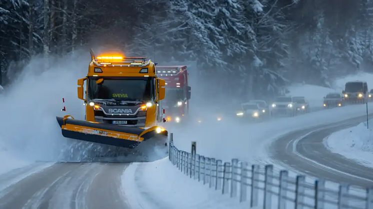 Från och med 1 september är det Svevia som ska sköta om vägunderhållet inom driftområde Luleå. Foto: Patrick Trägårdh