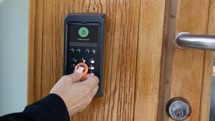 Allt fler brf:er vill satsa på ett elektroniskt passersystem och andra säkerhetslösningar. Inför en investering bör styrelsen ta hänsyn till vissa avgörande faktorer för att kunna ett bra beslut.
