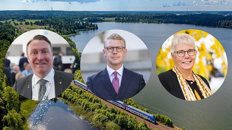Jens Sjöström (S), Region Stockholm och ordförande Mälardalsrådet, Kristoffer Tamsons (M), Region Stockholm och ordförande En Bättre Sits samt Monica Johansson (S), Region Sörmland och vice ordförande En Bättre Sits. Mälartåg som bakgrund. Pressbild.