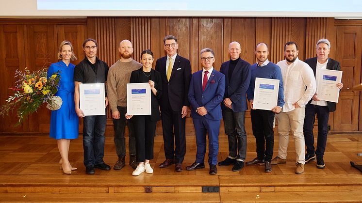 Die Gewinner des Umwelt- und Gesundheitspreises 2023. Quelle: SIGNAL IDUNA