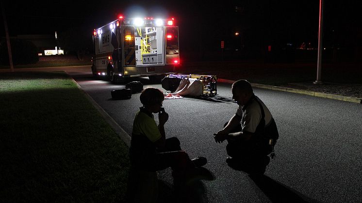 ambulance-2000195_1280.jpg