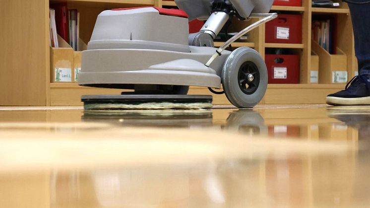 Professionelle Grundreinigung an Schulen – Praxistraining für unsere Führungskräfte.