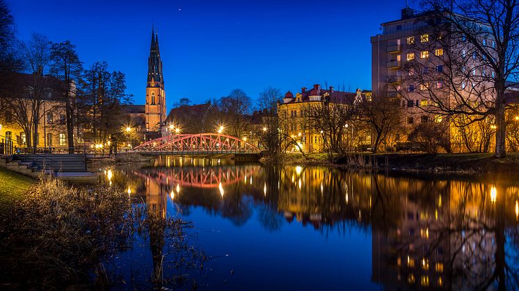 Fyrisån med Uppsala Domkyrka i bakgrunden