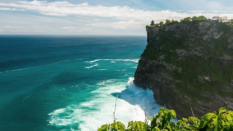 Uluwatu-Header-Preview.jpg