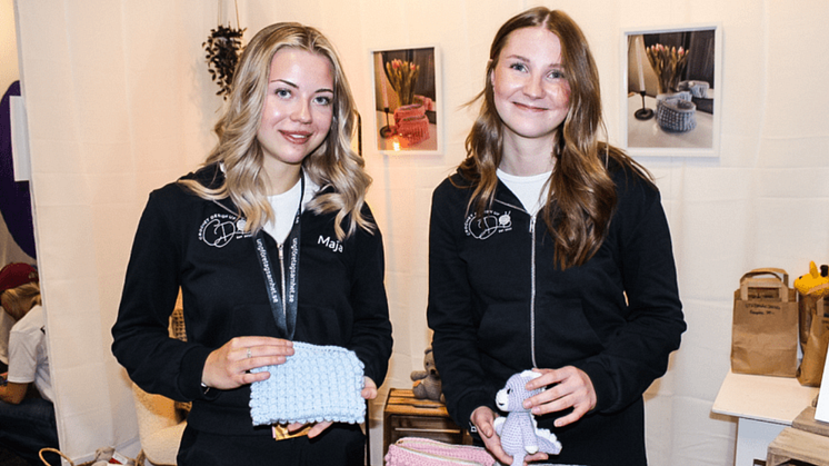 UF i toppklass: Gry och Maja virkade sig till SM