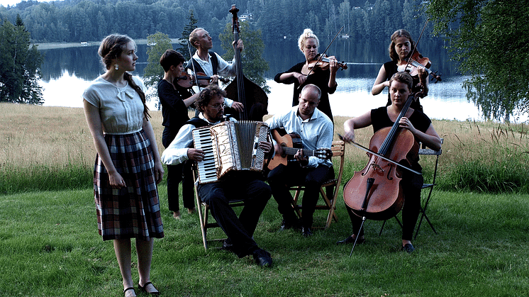 Midnattsorkestern spelar på Stora Teaterns lilla visfest