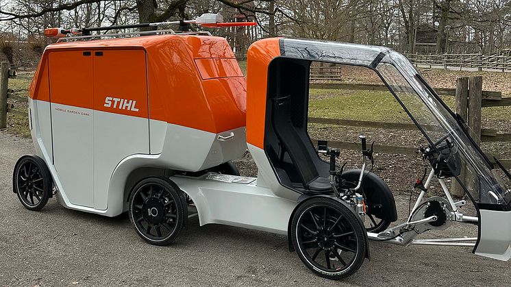 Eldrivna cykelfordonet Mobile Green Care för skötsel av gröna ytor i städer. Bild: STIHL