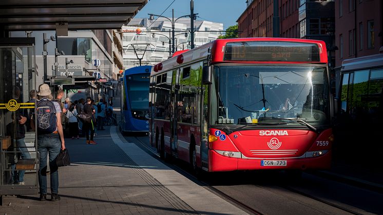 Från måndag den 19 augusti börjar ny entreprenör köra busstrafiken i delar av västra och norra Stockholm.