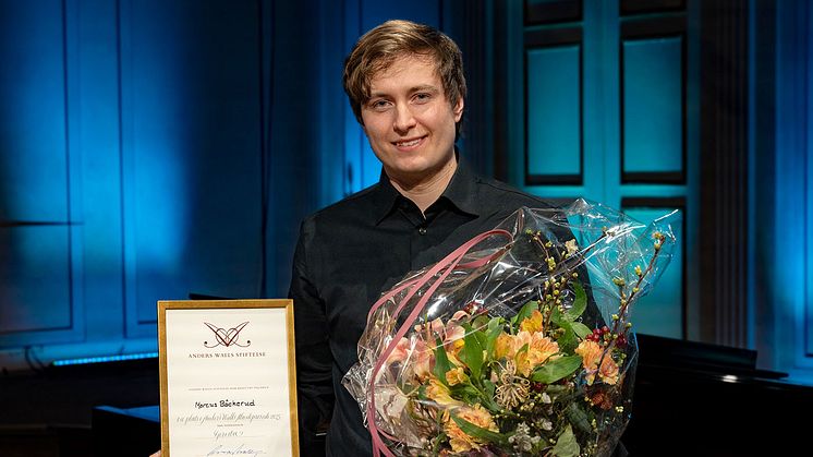Marcus Bäckerud imponerade på juryn med sitt mogna spel och sin personliga ton. (Foto: Anders Walls Stiftelse)