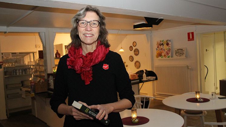 Många som kommer till Frälsningsarmén saknar marginaler och buffertar och är väldigt utsatta om något händer, säger Inger Silfverdal, kåransvarig i Östersund. Foto: Carina Tyskbo