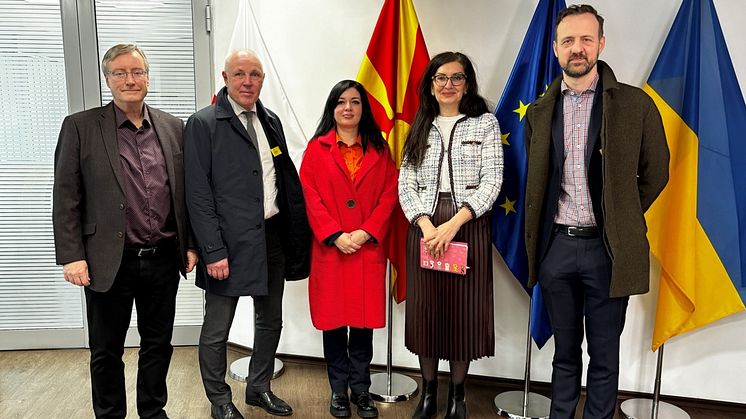 Mikael Joabson och Peter Kronvall, Swedac, Tetiana Melnychenko, Svenska Institutet för Standarder (SIS), Georgieva Elisabeth, Delegation of the European Union to the Republic of North Macedonia och Fredrik Lindahl, Swedac.