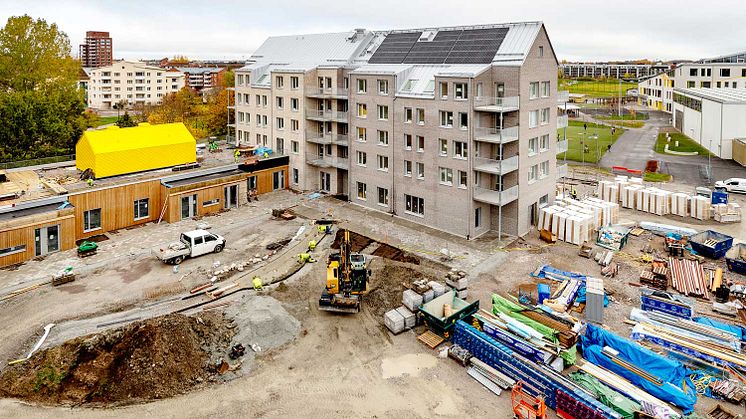 Klimatinitiativ Örebro Län arbetar för att accelerera omställningen till nettonollutsläpp inom bygg-, fastighets- och anläggningsbranschen.