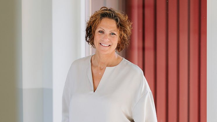 Maria "Mi" Larsson (fd. Davidson) från Vislanda är ny privatmarknadschef på Sparbanken Eken. Hon kommer tidigare från Nordea, Danske Bank och Handelsbanken i Växjö.