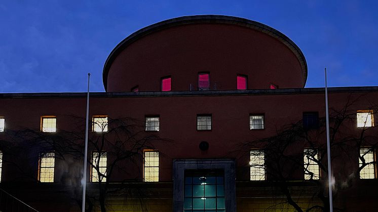 Stadsbiblioteket med Funkisglober