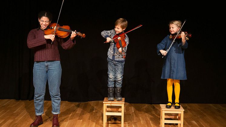 Bratsj er et av instrumentene som vi ønsker at flere skal spille! Her ser vi glade strykere ved Asker kulturskole. Bilde: Kristin Aafløy Opdan