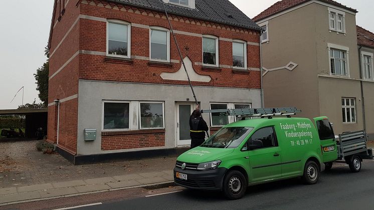professionel rengøring og vedligeholdelse