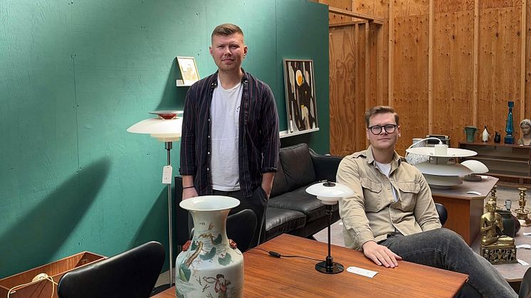 Christian och Gustav Bruun Woxholt vid Woxholt Auktioner som nu ansluter till Auctionet.