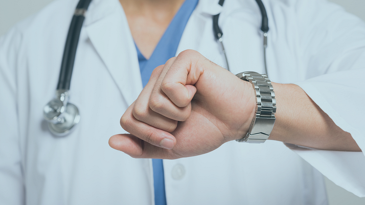 Die Magen-Darm-Ärzte appellieren nachdrücklich an das Verantwortungsbewusstsein jedes einzelnen, aus Rücksicht gegenüber Mitpatienten, bei Verhinderung Termine rechtzeitig abzusagen.