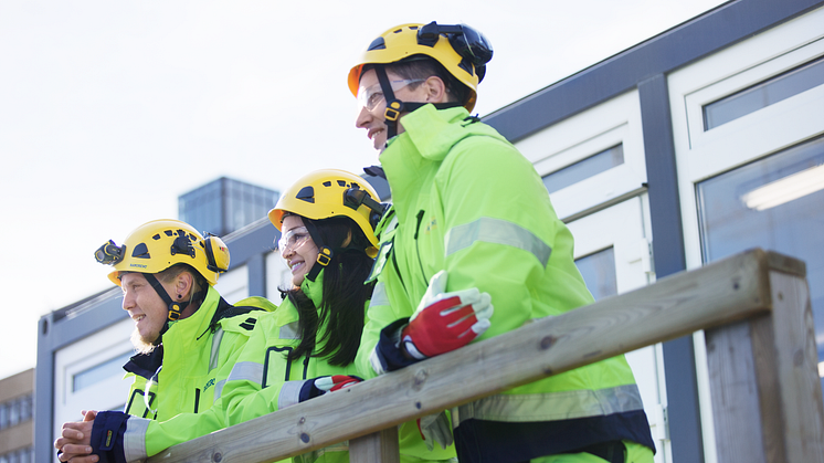 I slutet av februari släpps årets Ramirentrapport, med statistk från byggbranschen, som bland annat visar att var sjätte inom branschen är rädd att förlora jobbet i år.