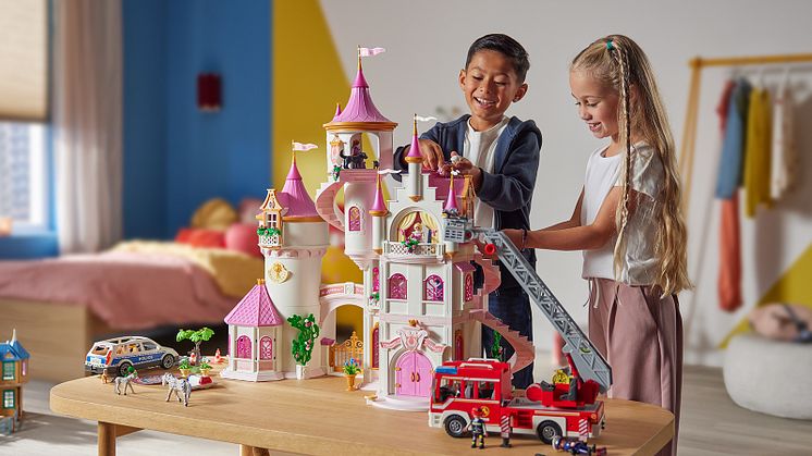 Grenzenlose Fantasie: Playmobil präsentiert sich mit neuer Dachmarkenkampagne 2024
