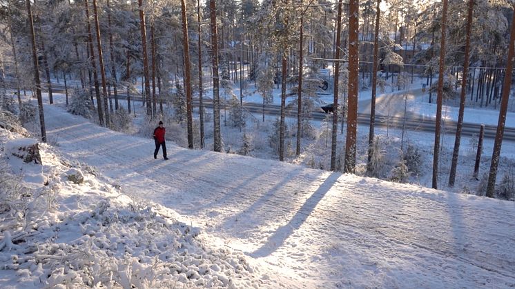 Test av broddar på snö och is. Foto: Tyres Laboratory Wheel Energy Oy