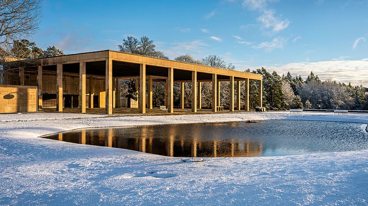 Skogskyrkogårdens gamla krematorium på vintern, Foto: Alexander Assal