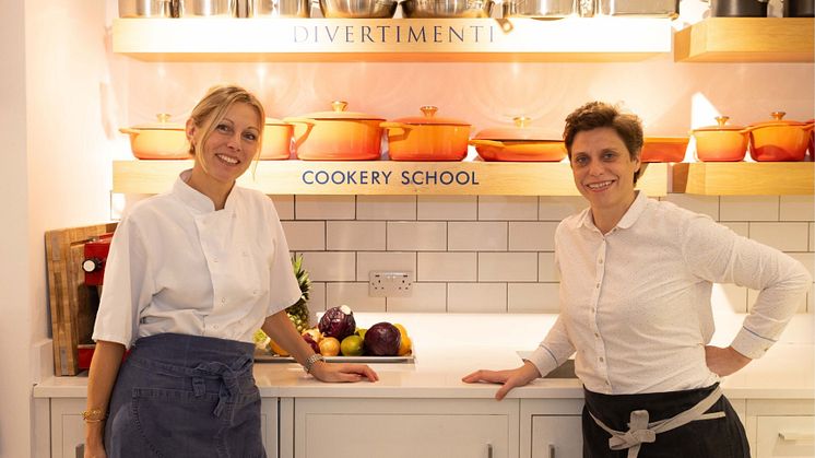 Divertimenti _Jo Pratt (left) & Jules Kane (right).jpg
