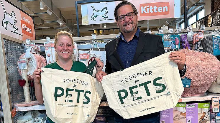 Jede Spende zählt: Fressnapf-Initiative „tierisch engagiert“ startet jährliche Kundenspendenaktion