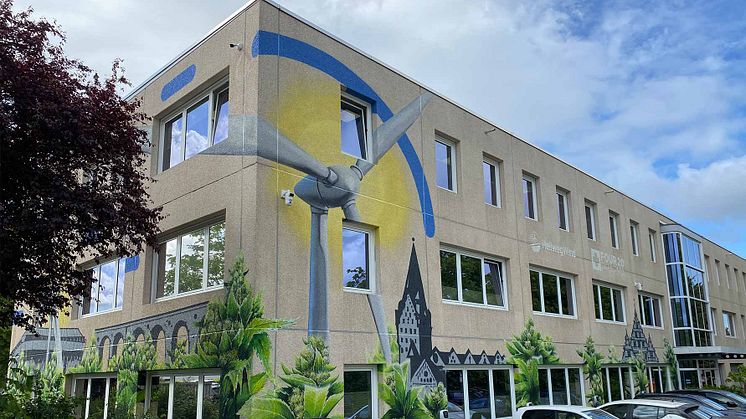 Die neue Fassade des Bürogebäudes (Foto: Be.A.Star.-Productions)