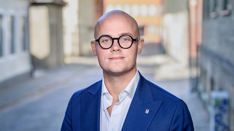 Richard Croneberg, bitr. universitetslektor, jur. dr och ansvarig kursutvecklare vid juridiska fakulteten i Lund ser samarbetet med Foytech som en möjlighet att utforska och utveckla AI inom juridiken.